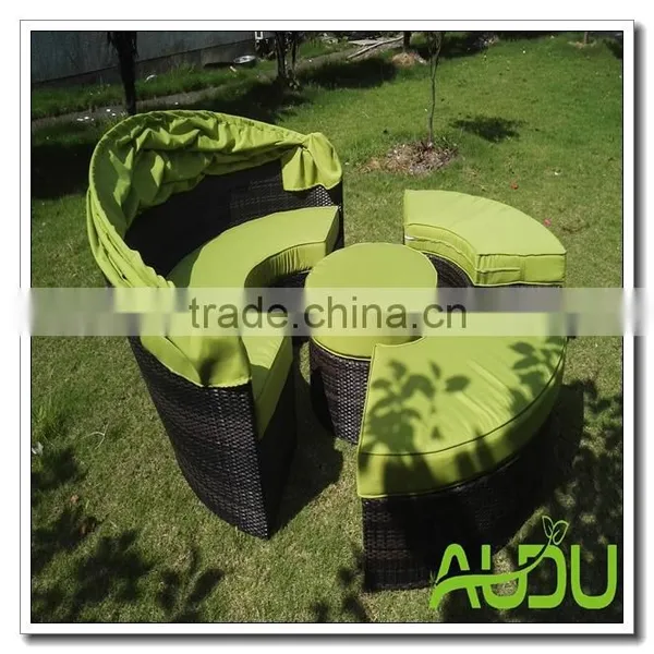 Audu Pe Rattan Round Lounge Bed photo-5