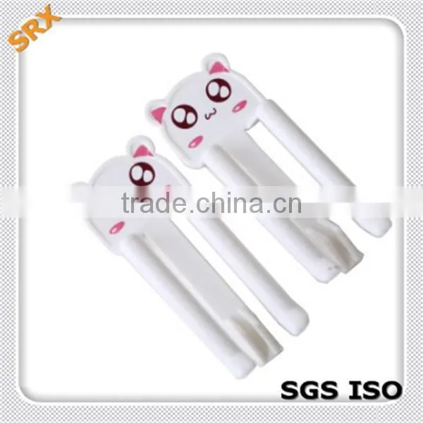 2015 New 2 pc Frog Trash Can Clip/diy Animal Trash Can Clip Holder/diy Plastic Clips for Household Accessories photo-3