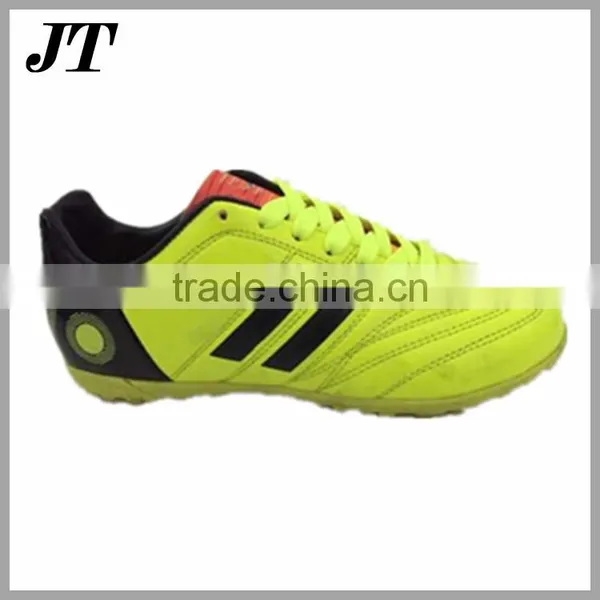 Brand Soccer Shoe Football Boots for Teenager Stock in China photo-3