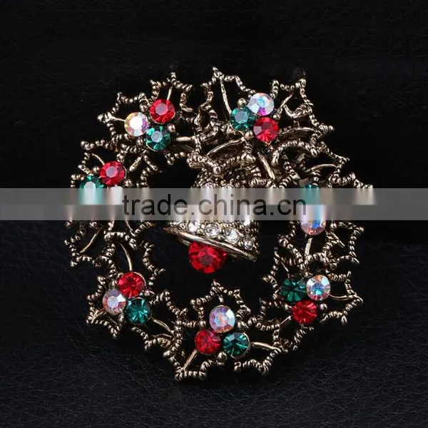 Zm53214a Christmas Wreath Crystal Brooch Moq 10 Pieces Christmas Gift Brooches photo-4