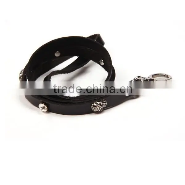 Wholesale Crystal Handmade Phone Case Fashion Skeleton Custom PU Leather Mobile Phone Key Chain photo-2