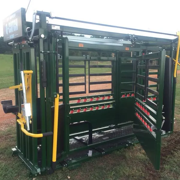 Heavy-Duty Cattle Handling Equipment With Weighing Scale Crush-Resistant Cow Crush photo-5