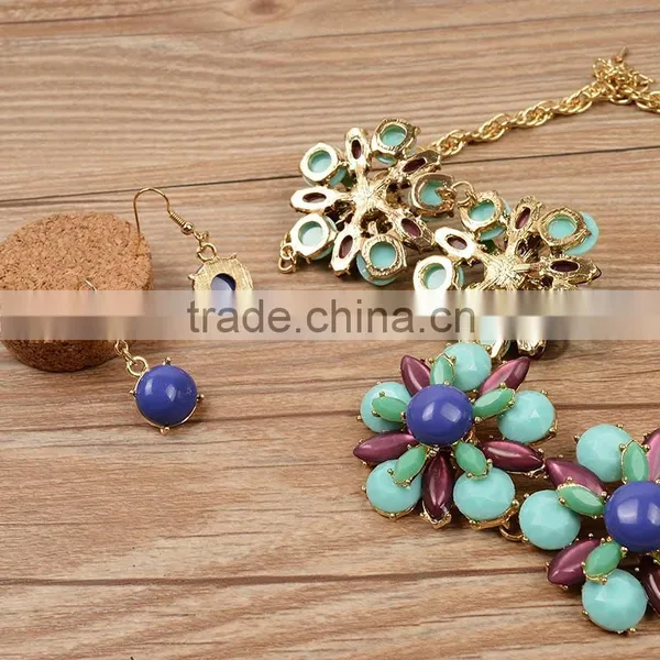 2016 Costume Jewelry Multi Color Statement Necklace Fllower Design photo-4
