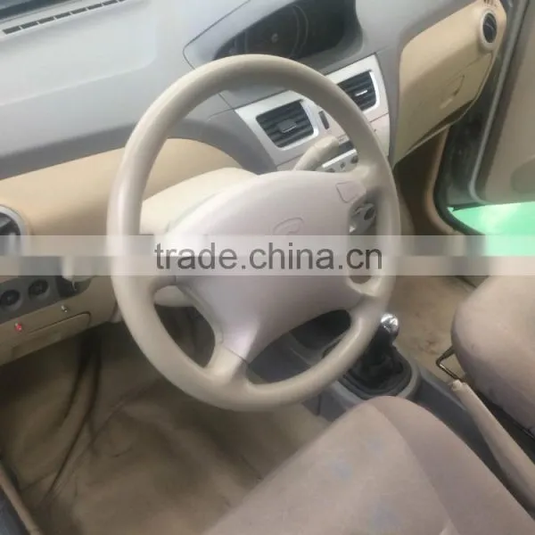 China Cheap 4 Seats Cheap Electric Smart Style Car for Teenager photo-5