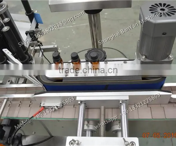 11 Shanghai Manufacturer High Efficiency Glass/ Plastic Round Bottle Labeling Machine photo-2