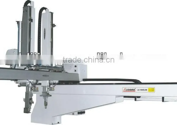 Three axis robotic Arm for plastic molding machine Labeling machine
