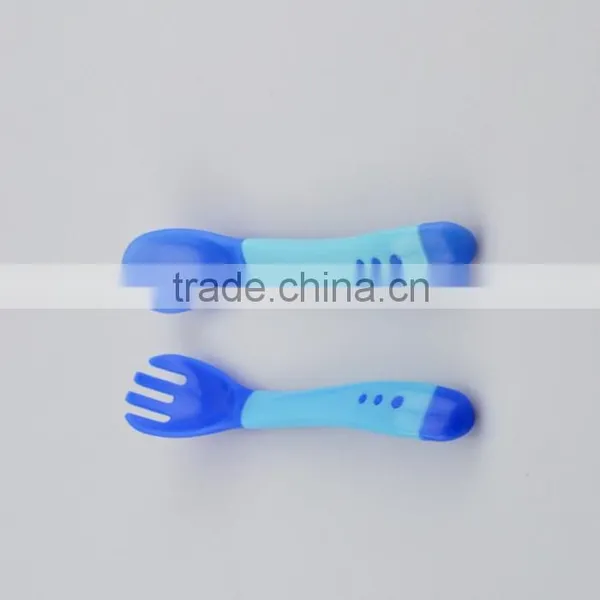 High Quality Temperature Color Changing Silicone Feeding Spoon and Fork for Kids photo-3