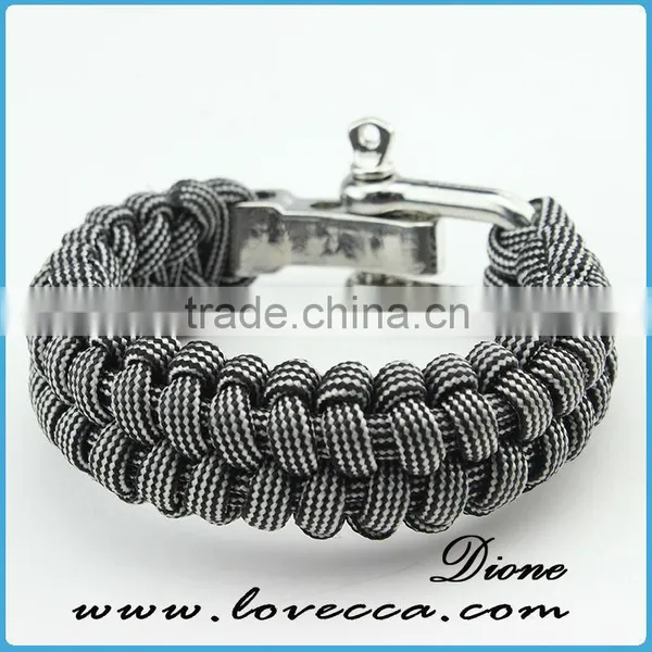 Hot Sale Outdoor Survival Bracelets Paracord Survival Bracelets photo-4