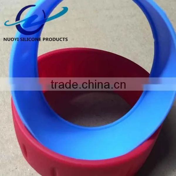 Custom Multi-color Silicone Coffee Cup Sleeve LFGB photo-3