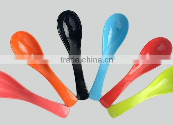 melamine serving spoon