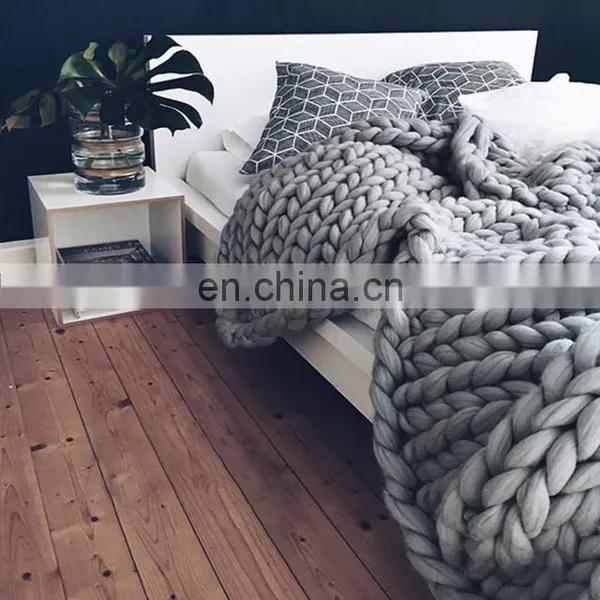 Hot Selling Custom Handmade Knit Yarn Super Chunky Throw 100% Acrylic Wool Blanket photo-3