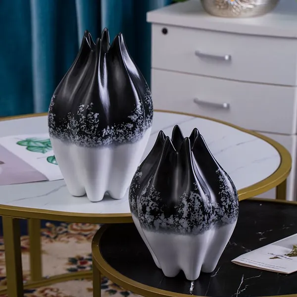 Unique Skin Texture Light Luxury White Black Ceramic Vase For Club Ktv Hotel Office Decor photo-2