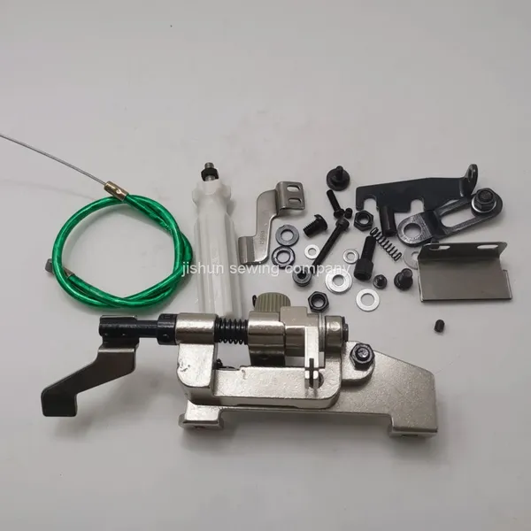 JUKI MO-6700 Sewing Machine Crimping Device photo-3