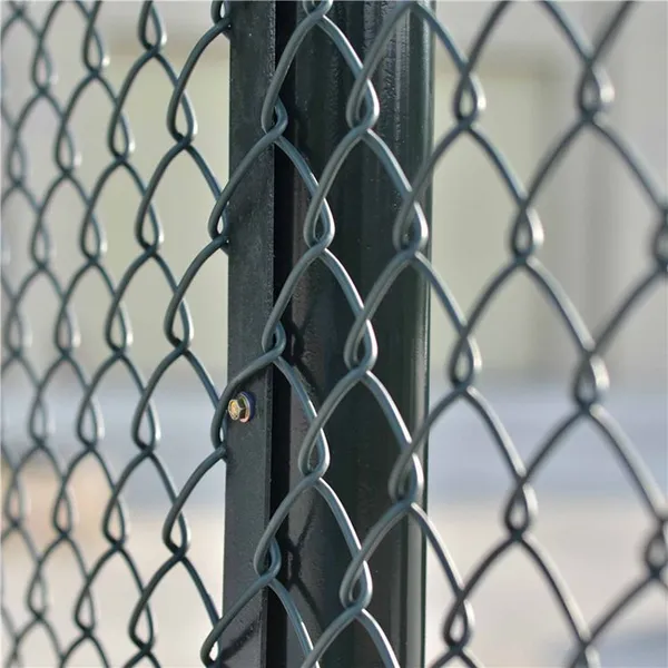 Hot-Dipped Galvanized Chain Link Fence for Construction Site Perimeter photo-1