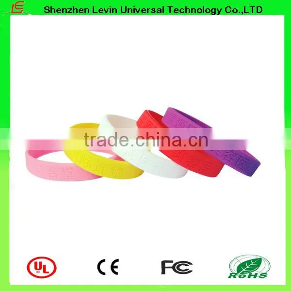 Cheap Business Gift Custom-made Logo Cool Men's Silicone Bracelet photo-2