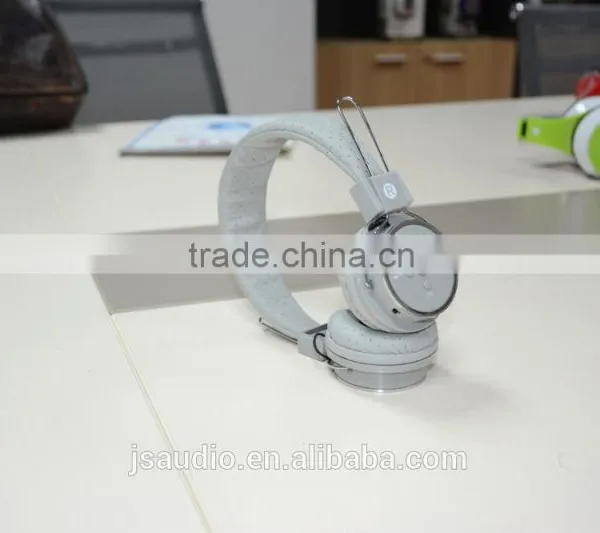 Best Quality Exclusive Over Ear Stereo Wireless Bluetooth Headphone photo-4