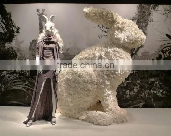 Shop Window Visual Merchandising Artificial Flower Rabbit Window Display Props