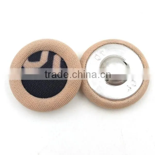 Custom Two Colors Metal Covered Button With Shank photo-2