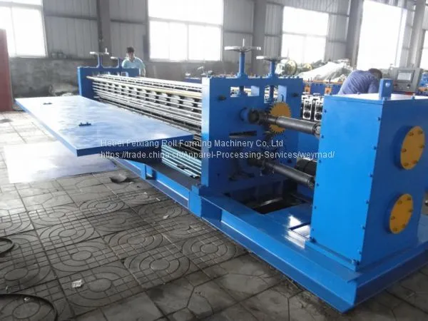 Color Steel Corrugated Roof Roll Forming Machine photo-4