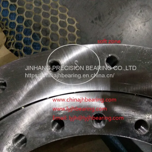 Slewing Bearing 010.35.440 the Dimension:550x320x85mm photo-5