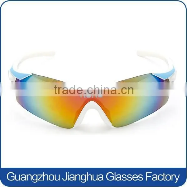 Wrap Around New Sports Sunglasses Waterproof Lenses Designer Eye Glasses From China