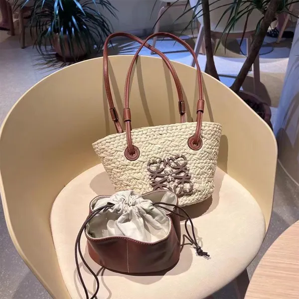 Stylish Trendy Vintage Messenger Purse Bag With Letter Logo And Minimalist Design For Fashionable Women photo-4