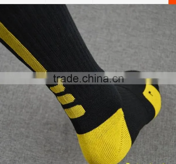 Sports Coolmax Compress Basketball Socks,OEM Orders,New Designs With Your LOGO photo-3