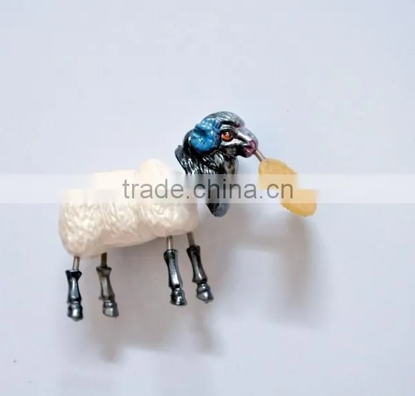 4 Inch Small Sheep Eat Dollor Plastic Fridge Magnets Maker photo-2