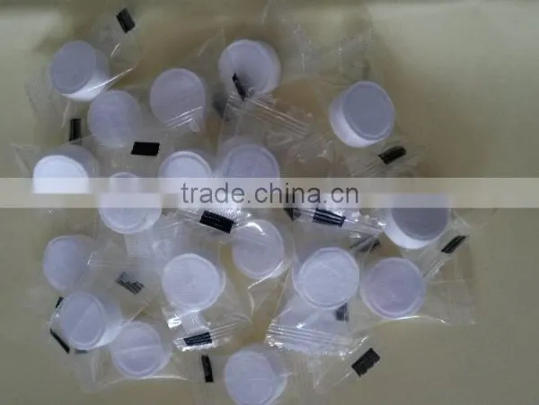 Wholesale One-time Use White Spunlace Nonwoven Small Squares Magic Towel Compressed photo-2