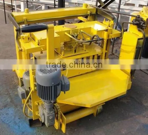QTY4-30 Hydraulic Mobile Egg Laying Cement Brick Machine photo-2