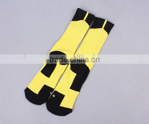 Soft Wear Breathable Sport Socks Men Cycling Socks photo-3
