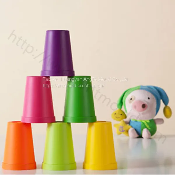Creative Travel Portable Rainbow Cup 7 Mould Outdoor Picnic Plastic Cup Set Mould Juice Cup Handy Cup Mould photo-3