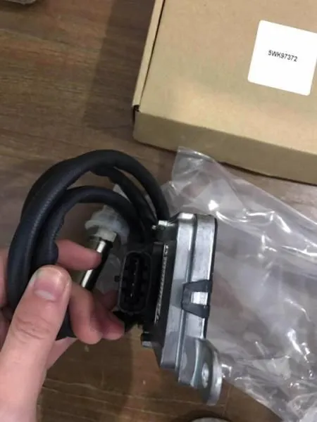 7422827995 22827995 5WK97372 Original for NGK Nox Sensor Nitrogen Oxide Sensor for VOLVO photo-3