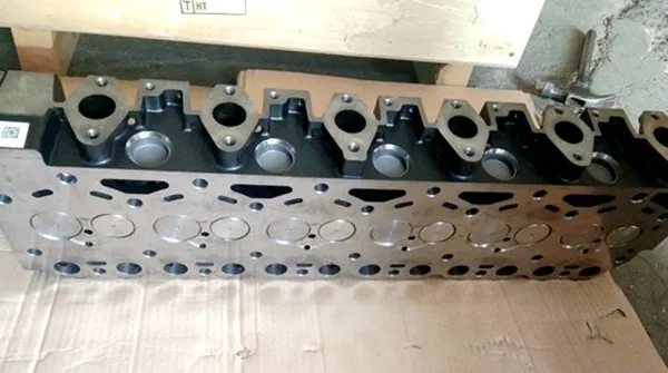 04292633 DEUTZ EC210B D6E Cylinder Head