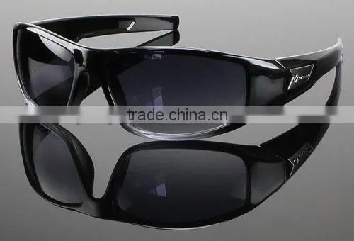 SPORT SUNGLASSES