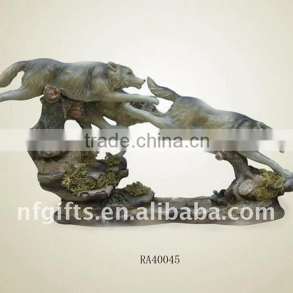 Polyresin Running Wolf Ornaments