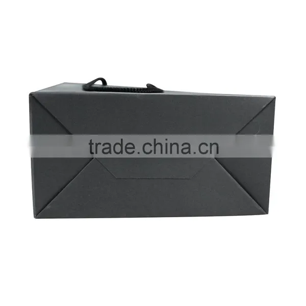 Embossed Logo Die Cut Handle Paper Bag photo-3