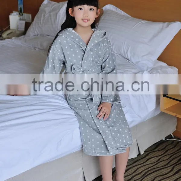 Printed Microfiber Hooded Bathrobe Child Bathrobe photo-2
