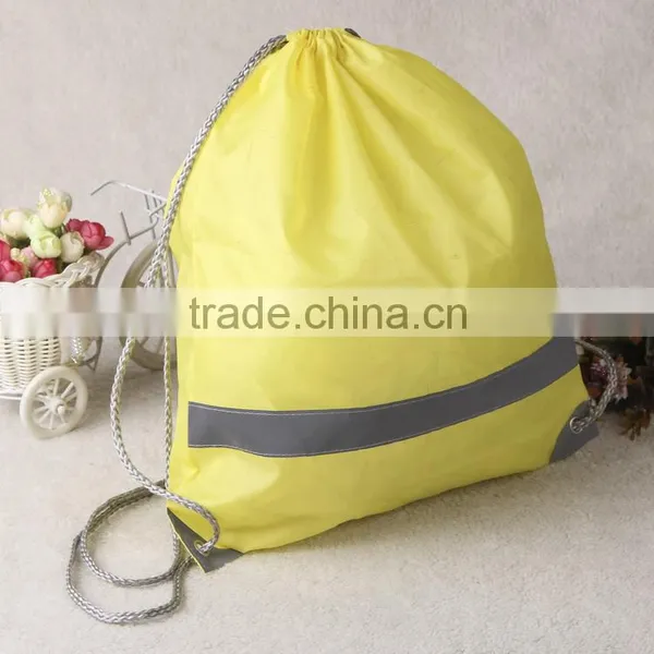 Handy Promotional Sports Backpack Bag Drawstring Reflective Bag photo-4