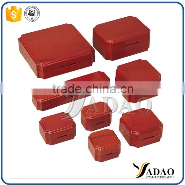 Wholesale Unfinished Locking Wood Carved Jewelry Boxes Suuplier