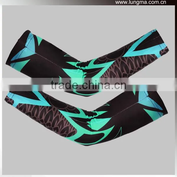 Sublimated Compression Arm & Calf SEAMLESS Sleeves photo-5