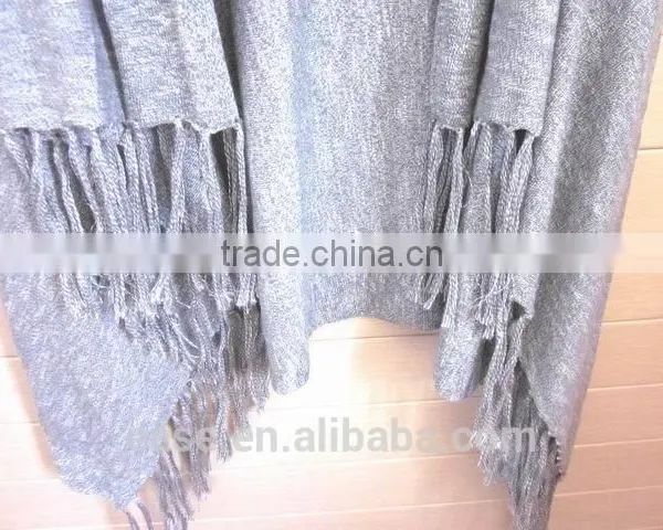 Lady Sleeveless Viscose Sweater Poncho photo-2