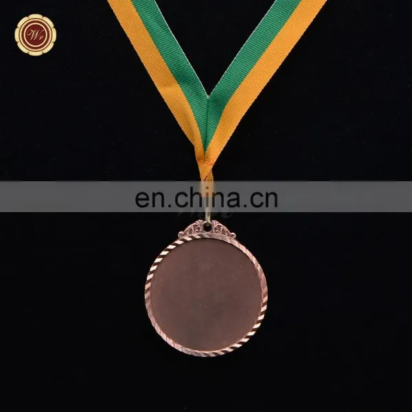 Wr Online Shopping Quality Metal Medal for Awards Collectible Soccer Game Medal With Ribbon photo-3