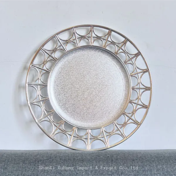 Hot Sale Gold Silver Charger Plates Wedding Decoration Luxury Plastic Charger Plates For Banquet Wedding photo-2