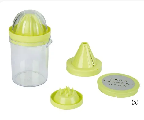 Manual juicer