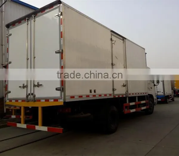 Made in China 4*4 Refrigerated Truck photo-5