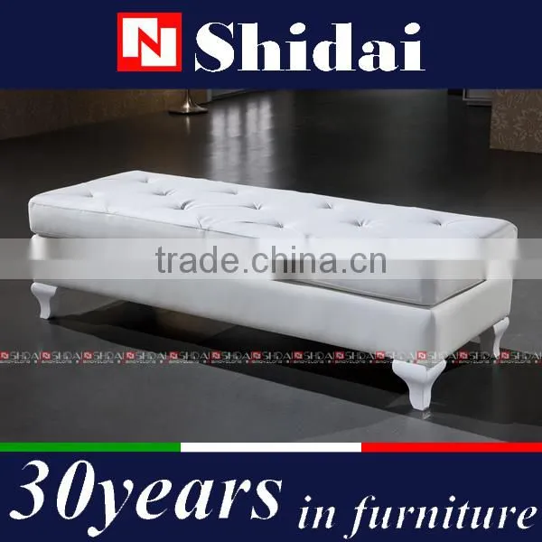 Contemporary White Leather Queen Size Bed & Adjustable Headboard B908 photo-4