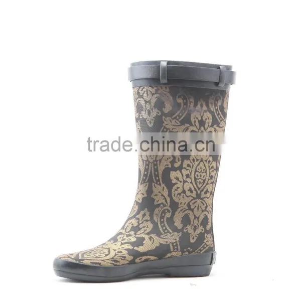 2015 Cloth Style Short Rubber Rain Boots for Woman photo-3