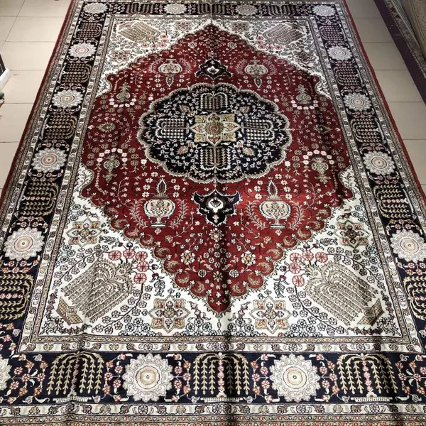 6x9ft Handmade Silk Persian Carpet for Home Decoration photo-4