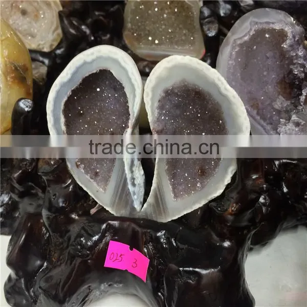 Natural Heart Shaped Two Pieces Agate Crystal Geode Small Sized Ornaments photo-3